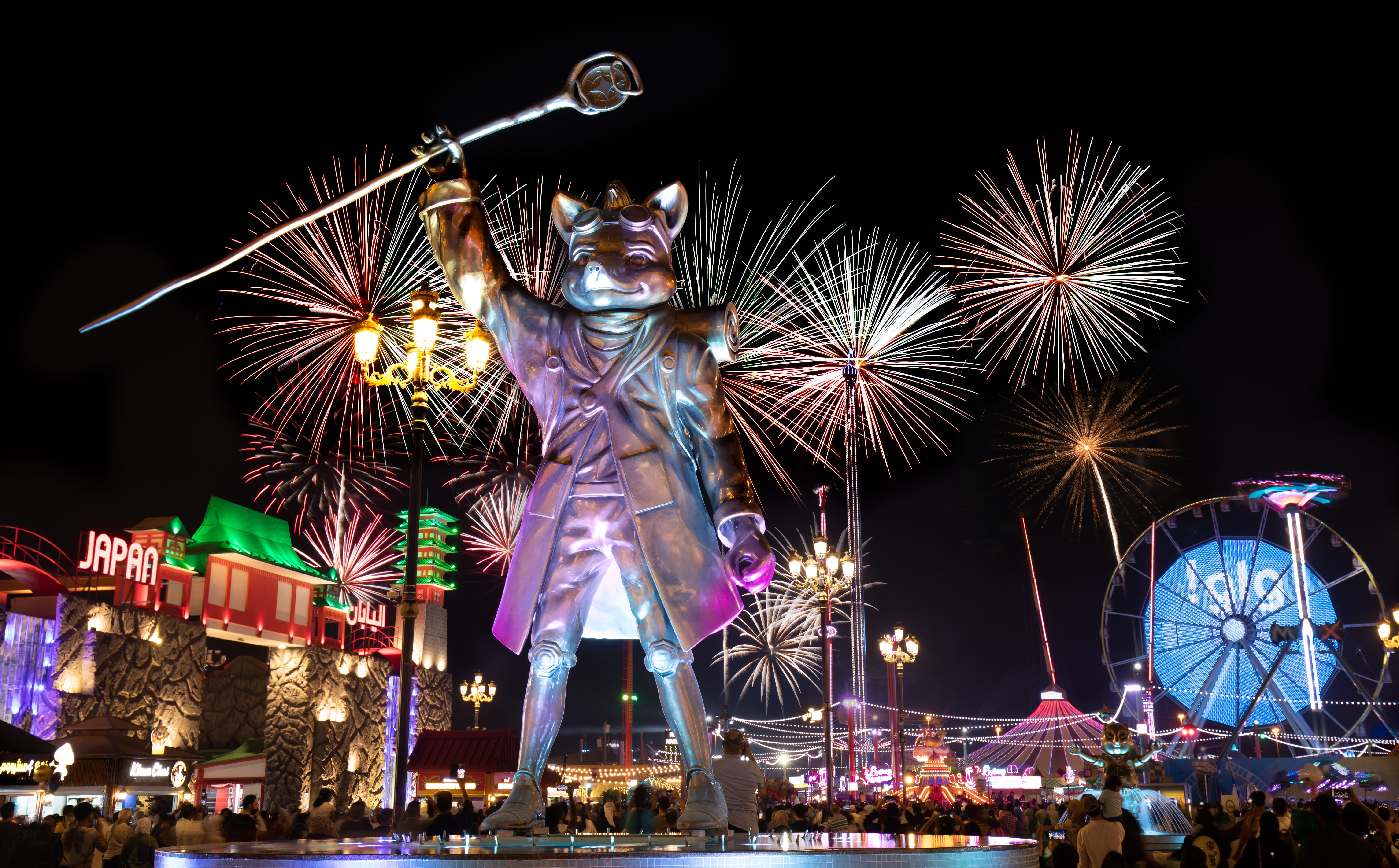 Парк цветов Miracle Garden и ярмарка Global Village из Рас-эль-Хаймы Парк цветов Miracle Garden и ярмарка Global Village из Рас-эль-Хаймы