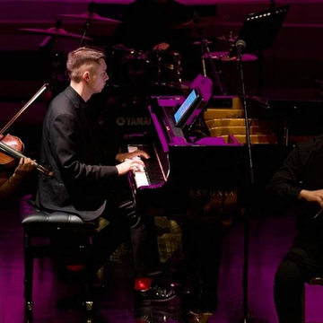 Концерт при свечах Ludovico Einaudi в Петрикирхе Концерт при свечах Ludovico Einaudi в Петрикирхе со скидкой 30%
