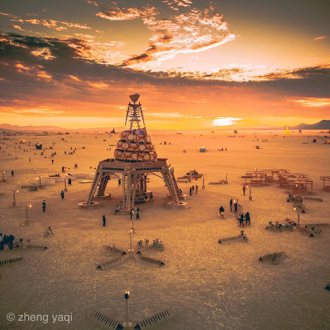 Фестиваль Burning Man в формате онлайн