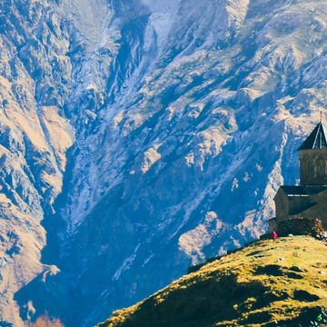 Автомобильная экскурсия «Мцхета — Уплисцихе — Гори: от языческих храмов до шедевров христианской архитектуры» со скидкой 30%