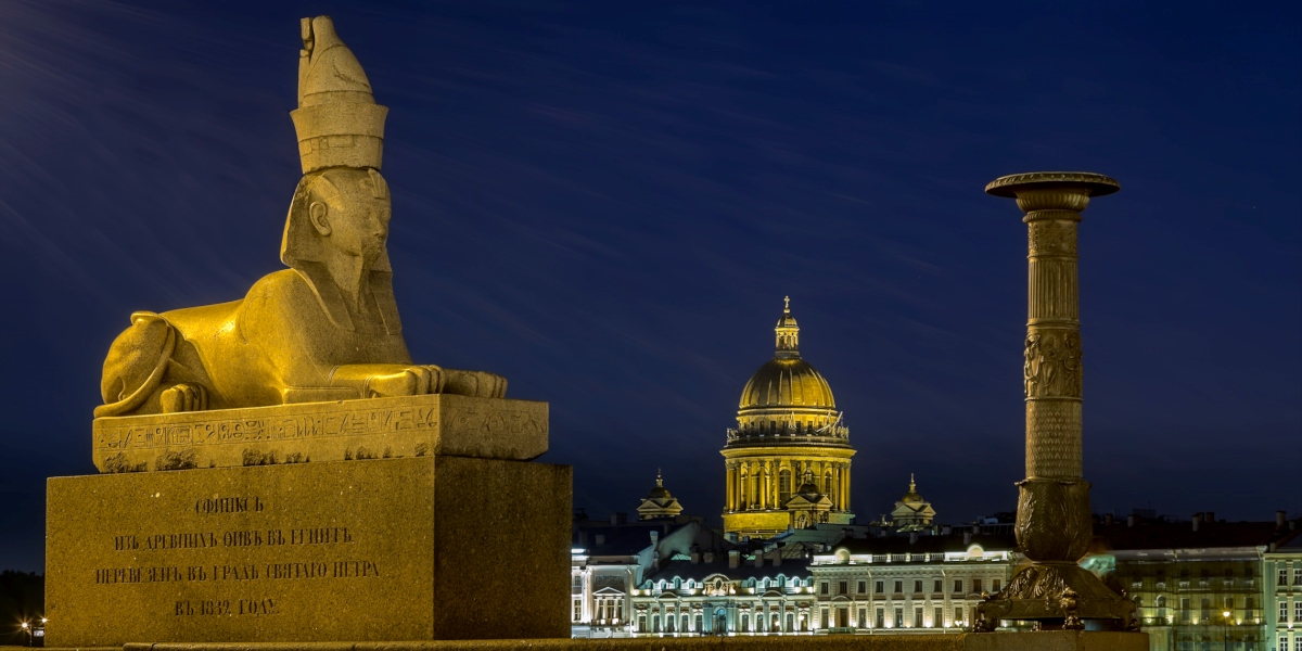 Экскурсия «Мифы и легенды Петербурга» со скидкой 59%