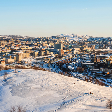 Пешеходная экскурсия с подъёмом на сопку Мишукова Пешеходная экскурсия с подъёмом на сопку Мишукова со скидкой 20%