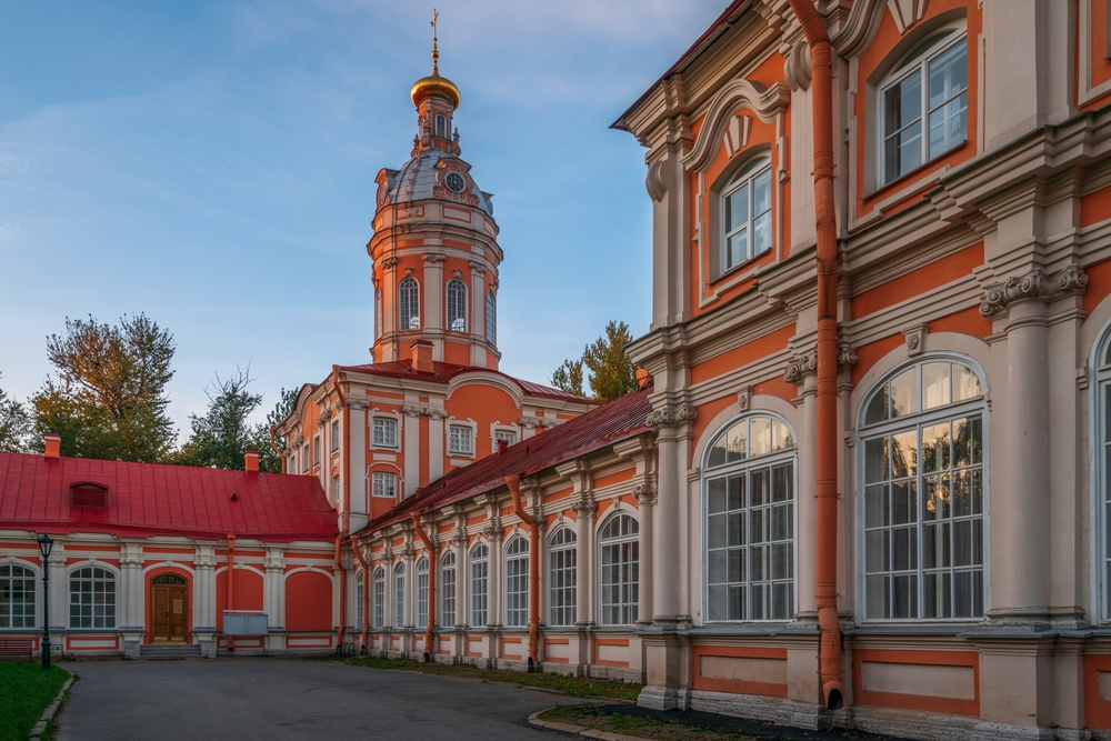 Александро-Невская лавра — оазис духовной жизни Петербурга