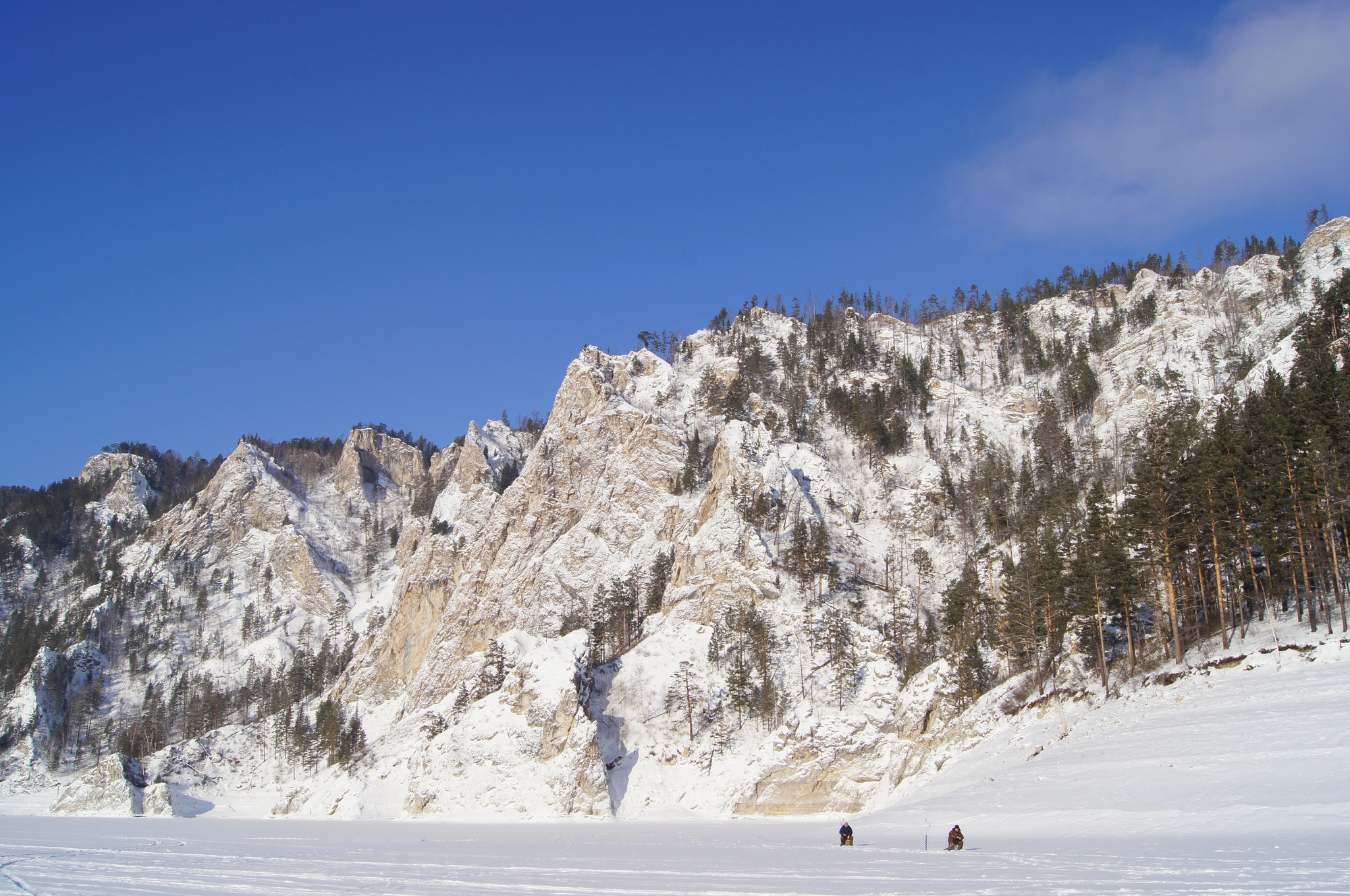 Индивидуальная экскурсия на Красноярское море с прогулкой по льду и рыбалкой Индивидуальная экскурсия на Красноярское море с прогулкой по льду и рыбалкой со скидкой 20%