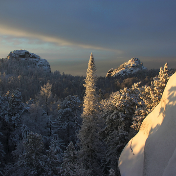 Пешеходная экскурсия в парк «Красноярские столбы» Пешеходная экскурсия в парк «Красноярские столбы»