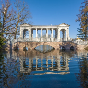 Экскурсия в Пушкин с посещением Екатерининского парка, Дворца и Янтарной комнаты Экскурсия в Пушкин с посещением Екатерининского парка, Дворца и Янтарной комнаты со скидкой до 38%