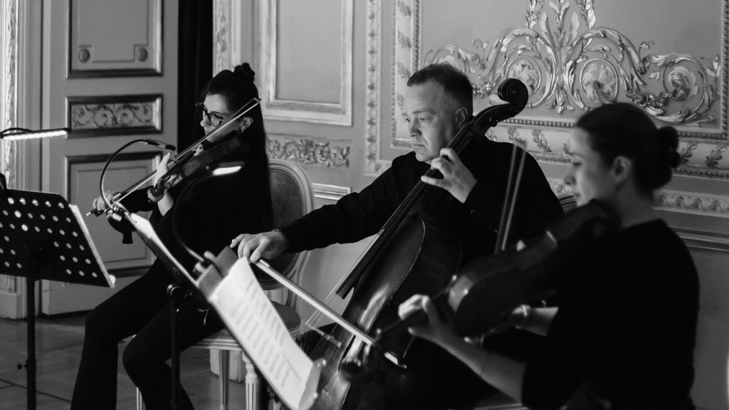 Концерт при свечах «Бах vs Вивальди. Шедевры барокко» в особняке Серебрякова со скидкой 25%