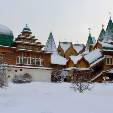 Аудиоэкскурсия «Деревянный дворец Алексея Михайловича в Коломенском: каково царю на Руси жилось»