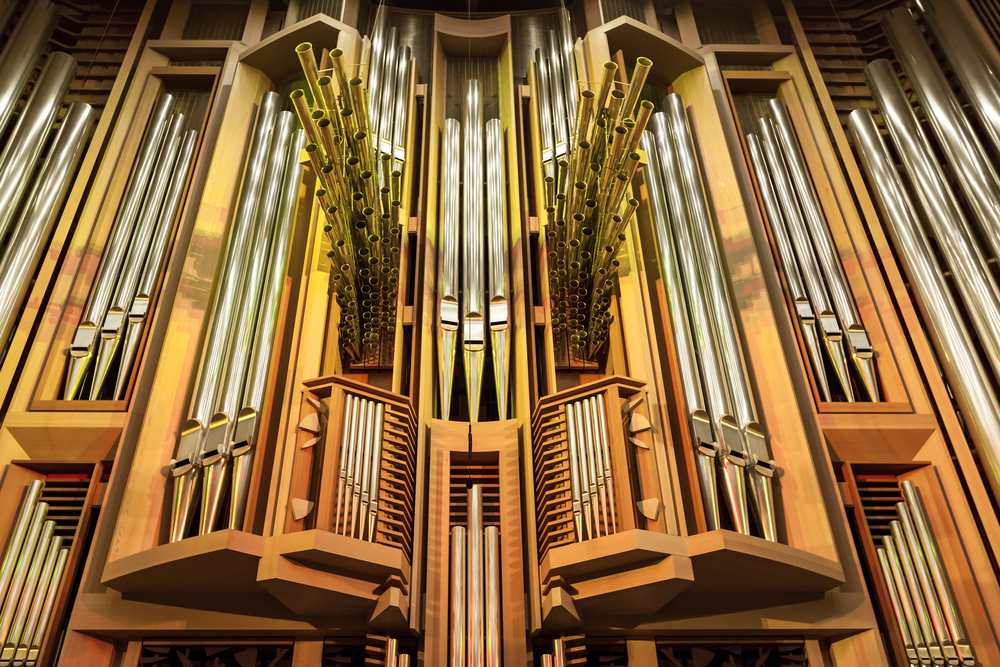 Органный концерт «Кружева барокко и романтический орган: Бах, Моранди, Флетчер» Органный концерт «Кружева барокко и романтический орган: Бах, Моранди, Флетчер» со скидкой 30%