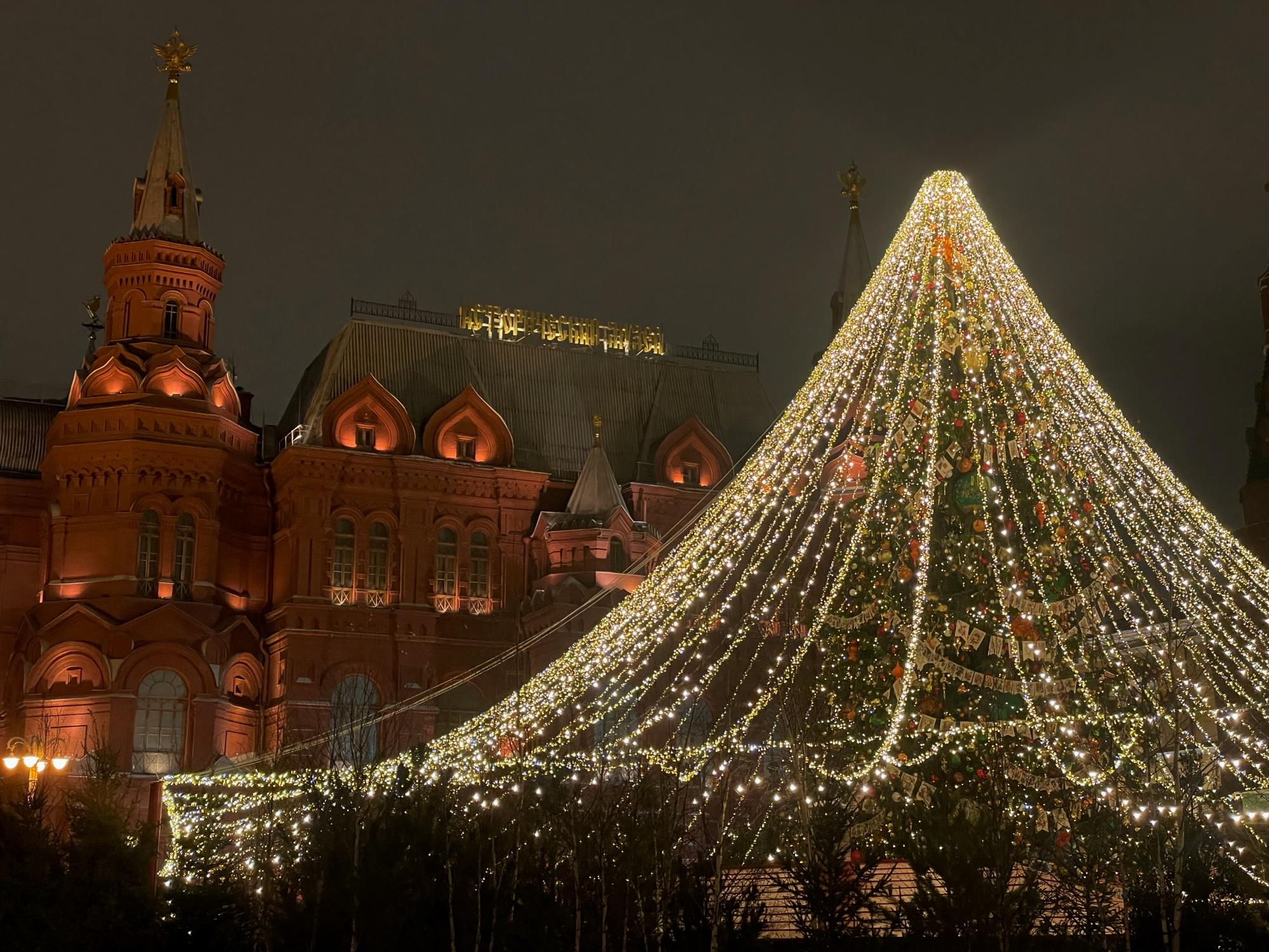 Новый год в Москве: 100 идей, куда сходить в праздники 2026