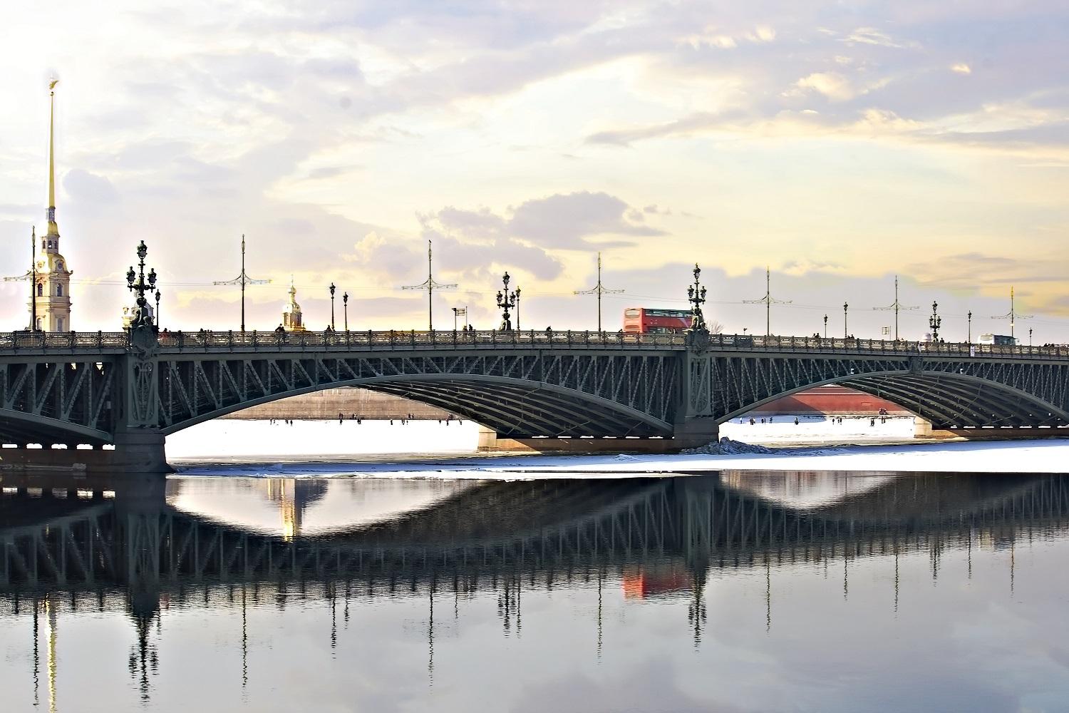 Троицкий мост в Петербурге откроют досрочно