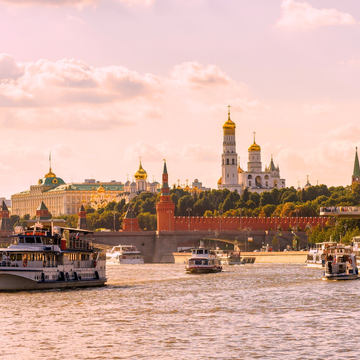 Речные прогулки и концерты на теплоходе со скидками до 30%