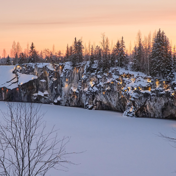 Трёхдневный тур «Вокруг Ладоги на новогодних праздниках в Усадьбу карельского Деда Мороза» Трёхдневный тур «Вокруг Ладоги на новогодних праздниках в Усадьбу карельского Деда Мороза» со скидкой 51%