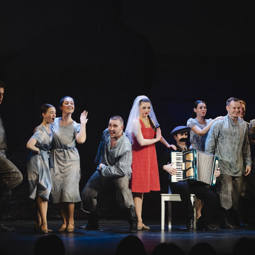 Спектакль «Шуры-Муры» в Театре эстрады им. Аркадия Райкина Спектакль «Шуры-Муры» в Театре эстрады им. Аркадия Райкина