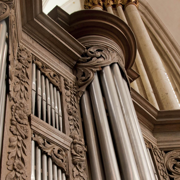 Концерт «Фантастический орган при свечах» со скидкой 50%