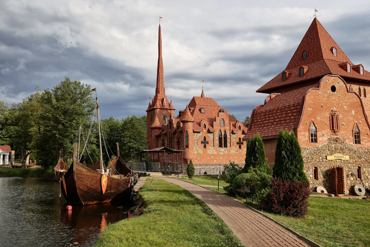 Трансфер из Минска в парк «Великое княжество Сула»