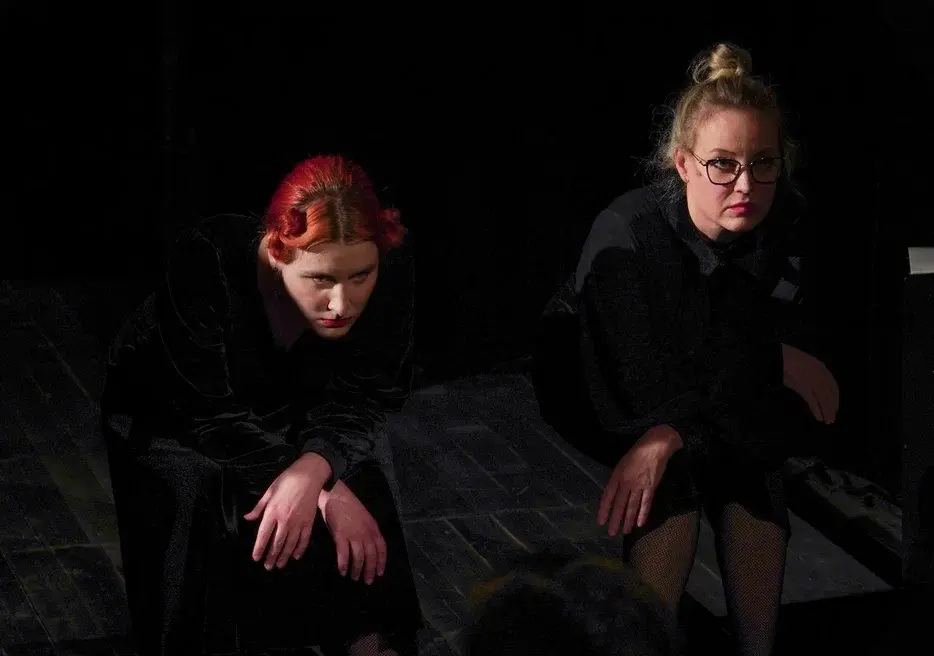 Спектакль «Се ля ви» Спектакль «Се ля ви» со скидкой 30%