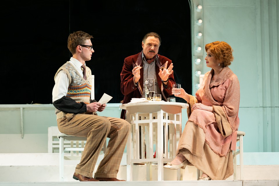 Спектакль «Театр» в Театре им. В. Ф. Комиссаржевской