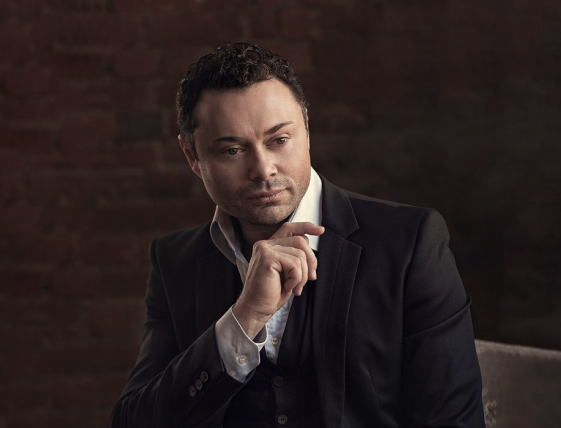 Моноспектакль Андрея Носкова «Как я стал счастливым» со скидкой 30%