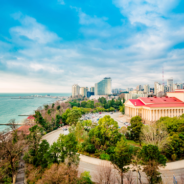 Индивидуальная пешеходная экскурсия «Маленькие тайны Сочи» со скидкой 20%