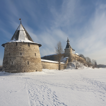 Аудиоэкскурсия «Псковский кремль. Прогулка в сердце древнерусского города» Аудиоэкскурсия «Псковский кремль. Прогулка в сердце древнерусского города»
