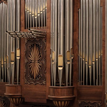 Органный концерт при свечах «В сиянии барокко: Бах — Гендель — Вивальди» со скидкой 50%