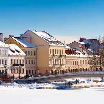 Автомобильно-пешеходная обзорная экскурсия по Минску Автомобильно-пешеходная обзорная экскурсия по Минску со скидкой до 30%
