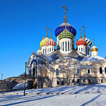 Автобусная экскурсия «Переделкино. История поверх заборов»
