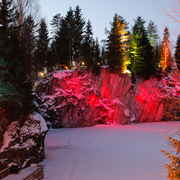 Новогодний тур в Карелию «Горный парк «Рускеала» и водопады» Новогодний тур в Карелию «Горный парк «Рускеала» и водопады» со скидкой 28%