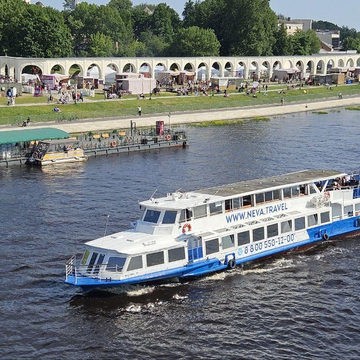 Речная прогулка с обзорной экскурсией «Новгород Великий» Речная прогулка с обзорной экскурсией «Новгород Великий» со скидкой до 20%