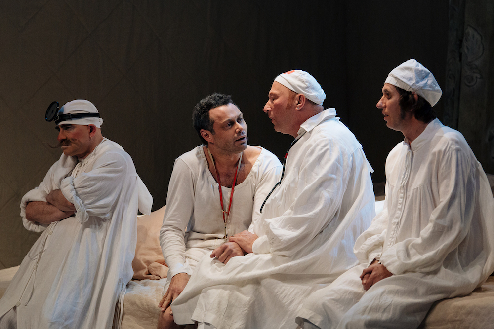 Спектакль «Мнимый больной» в Театре эстрады им. Аркадия Райкина