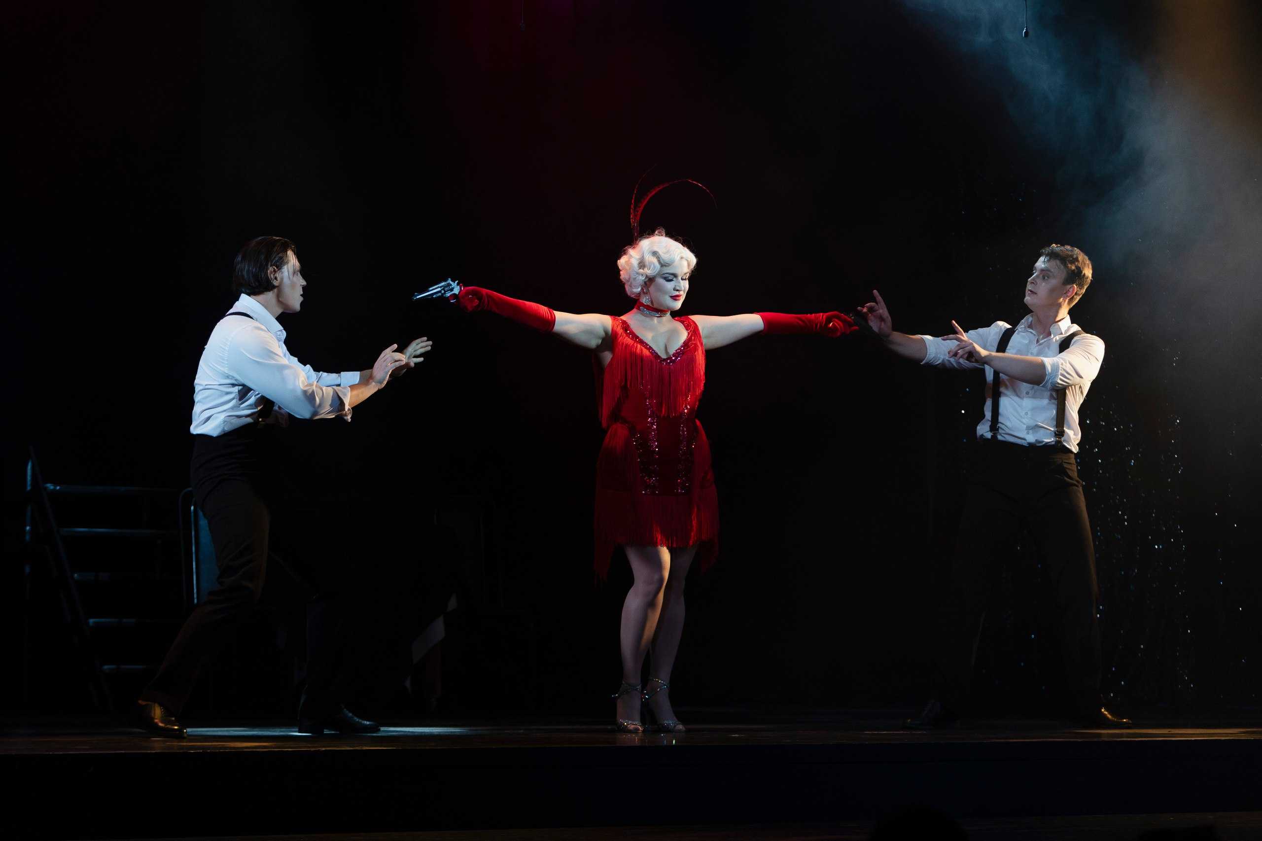 Музыкальный спектакль «Шоу для настоящих леди» в Театре эстрады им. Аркадия Райкина