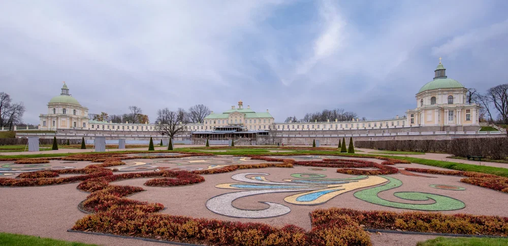 Экскурсия «Большой Меншиковский дворец в Ораниенбауме» на каникулах со скидкой до 26%