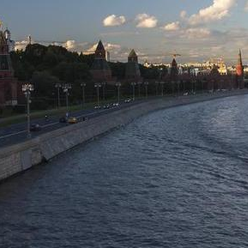 Выпускной вечер на комфортабельном теплоходе «Прага» с банкетом Выпускной вечер на комфортабельном теплоходе «Прага» с банкетом