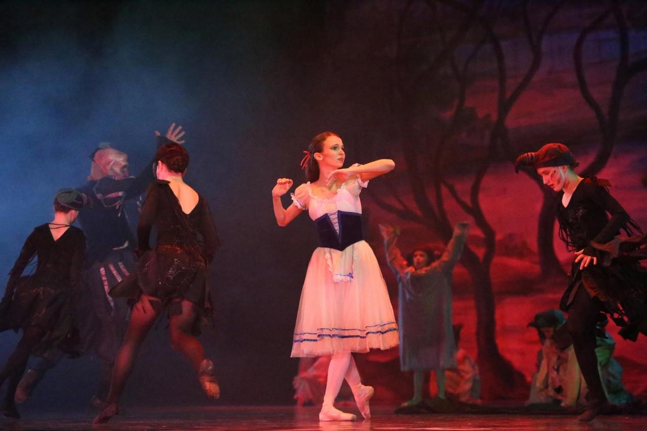 Балет «Белоснежка и семь гномов» в Эрмитажном театре со скидкой 30%