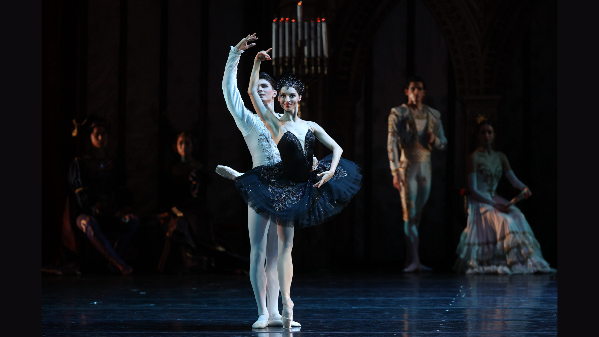 Балет «Лебединое озеро» в Большом драматическом театре имени Товстоногова со скидкой 20%