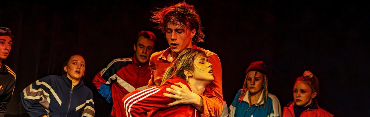 Мюзикл «Район» со скидкой 40%