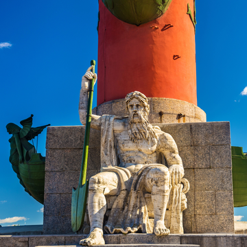 Автомобильная экскурсия «Тайны Васильевского острова» со скидкой 20%