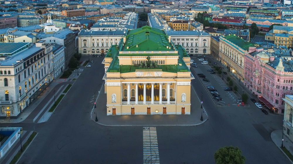 Экскурсия «Театральный квартал» по окрестностям Александринского театра