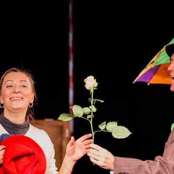 Спектакль «Простая история... про любовь» Спектакль «Простая история... про любовь» со скидкой 40%