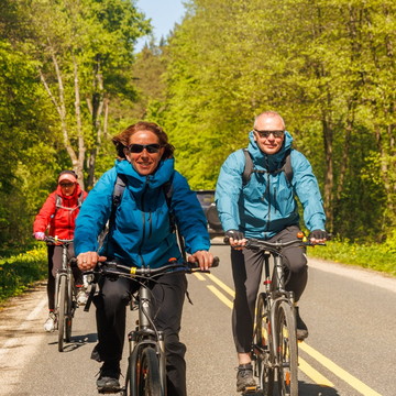 Велопрогулка вдоль Мазурского канала с экскурсией в Железнодорожном со скидкой 20%