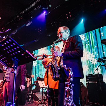 Новогодний концерт «Джаз и рок-н-ролл с оркестром» со скидкой 25%