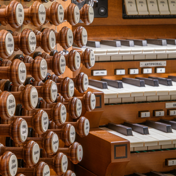 Органный концерт «Времена года» и топовые саундтреки» со скидкой 30%