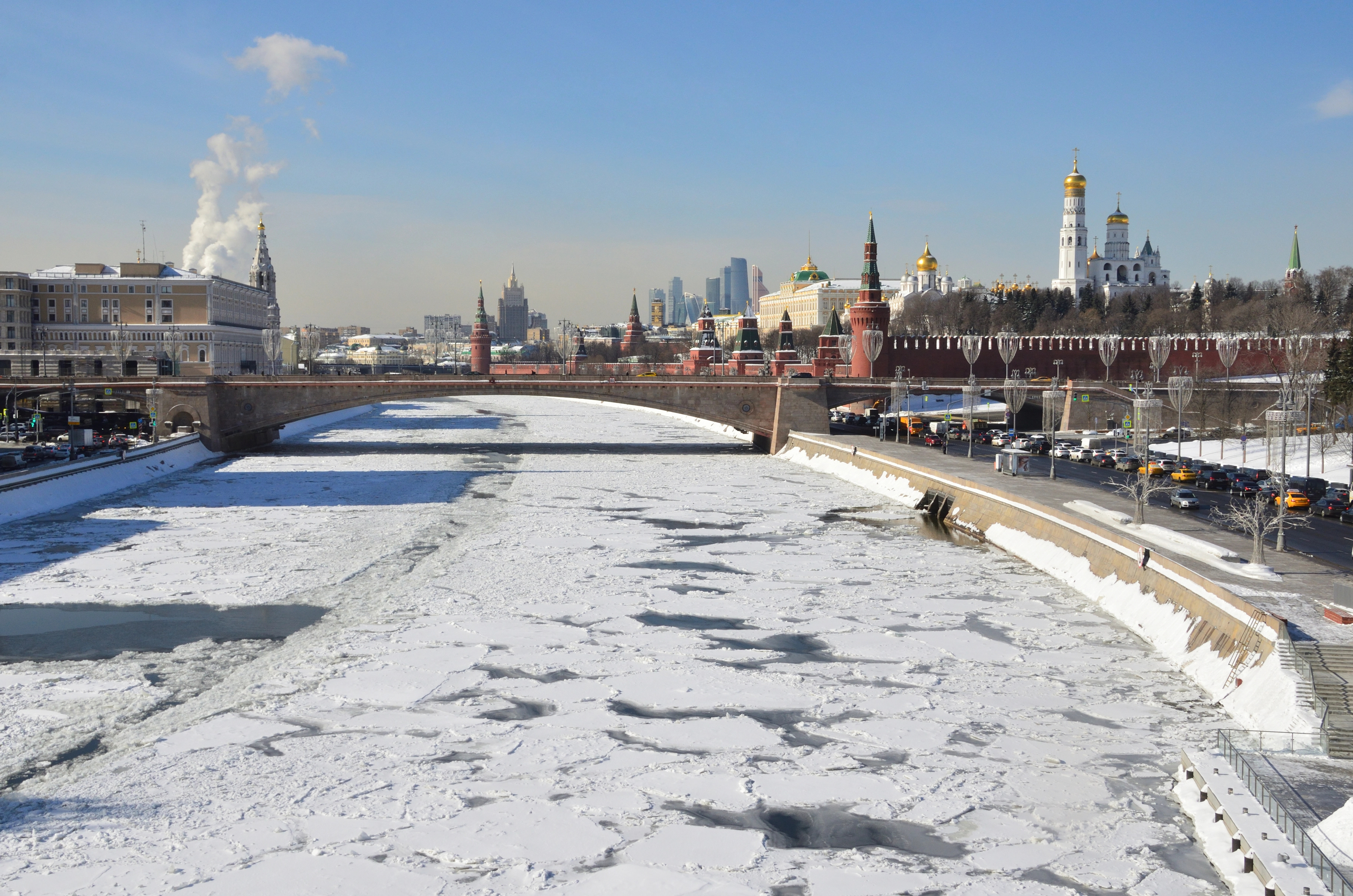 Автобусная экскурсия «Скандальные хроники старой Москвы»