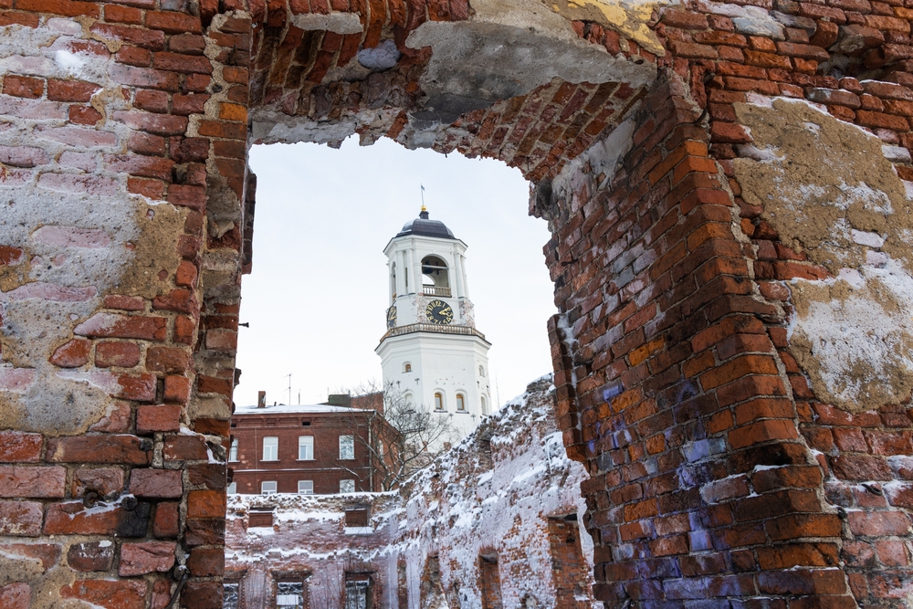 Индивидуальная экскурсия «Выборг: от развалин монастырей к величию королевского Замка» Индивидуальная экскурсия «Выборг: от развалин монастырей к величию королевского Замка»