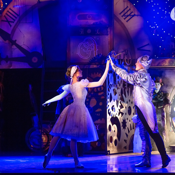 Музыкальный спектакль «Стойкий оловянный солдатик» на сцене Театра музыкальной комедии