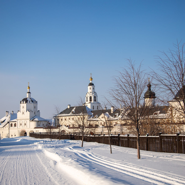 Автобусная экскурсия в Свияжск с посещением Раифского монастыря
