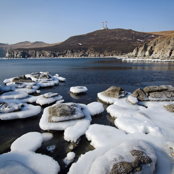 Автобусно-пешеходная экскурсия «Три бухты Приморья: стекло, скалы и песок»