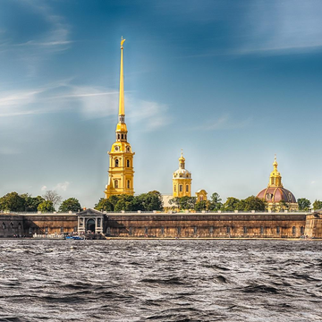 Обзорная экскурсия по Петербургу и Петропавловской крепости со скидкой 62%