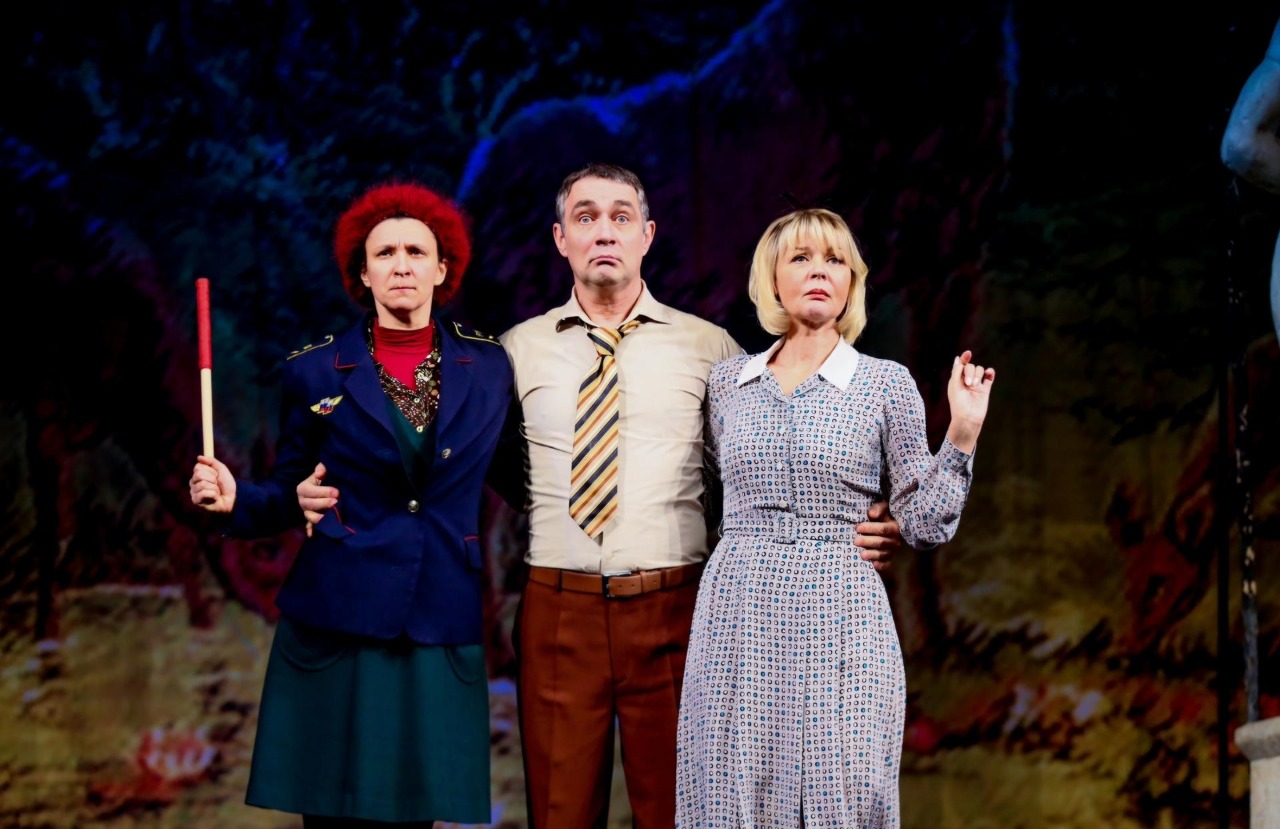 Спектакль «Валентинов день» с Юлией Меньшовой и Олесей Железняк